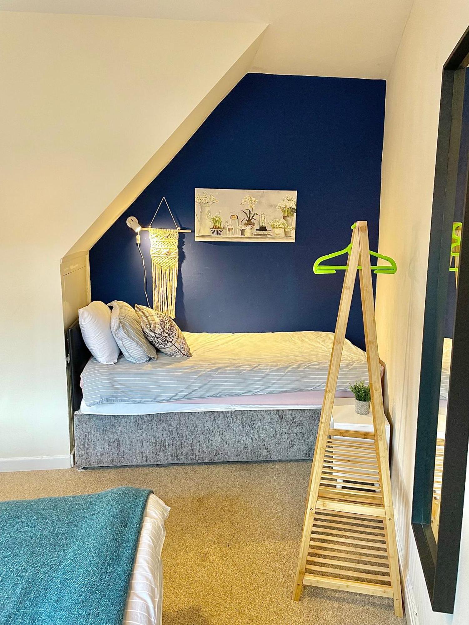 Summer Lane House-3 Bedrooms-Close To M1-Longer Stay-Free Parking บาร์นสลีย์ ภายนอก รูปภาพ